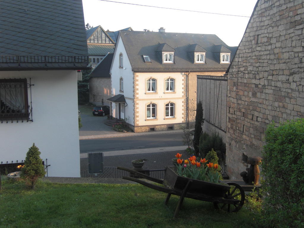 Hotel Restaurant Eifelstube Weibern Eksteriør bilde