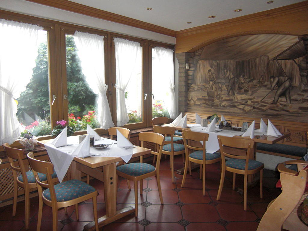 Hotel Restaurant Eifelstube Weibern Eksteriør bilde